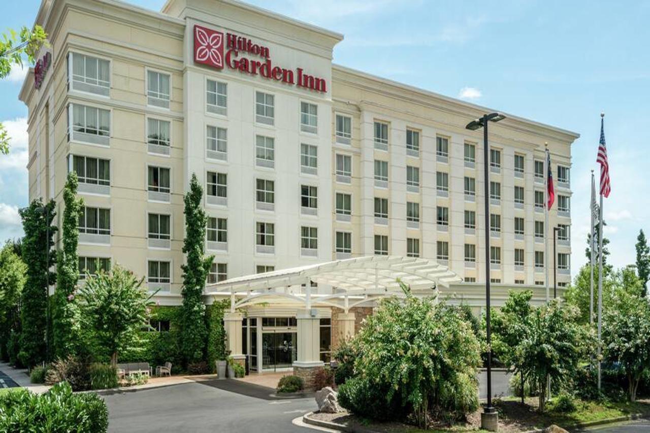 Hilton Garden Hotel 3*