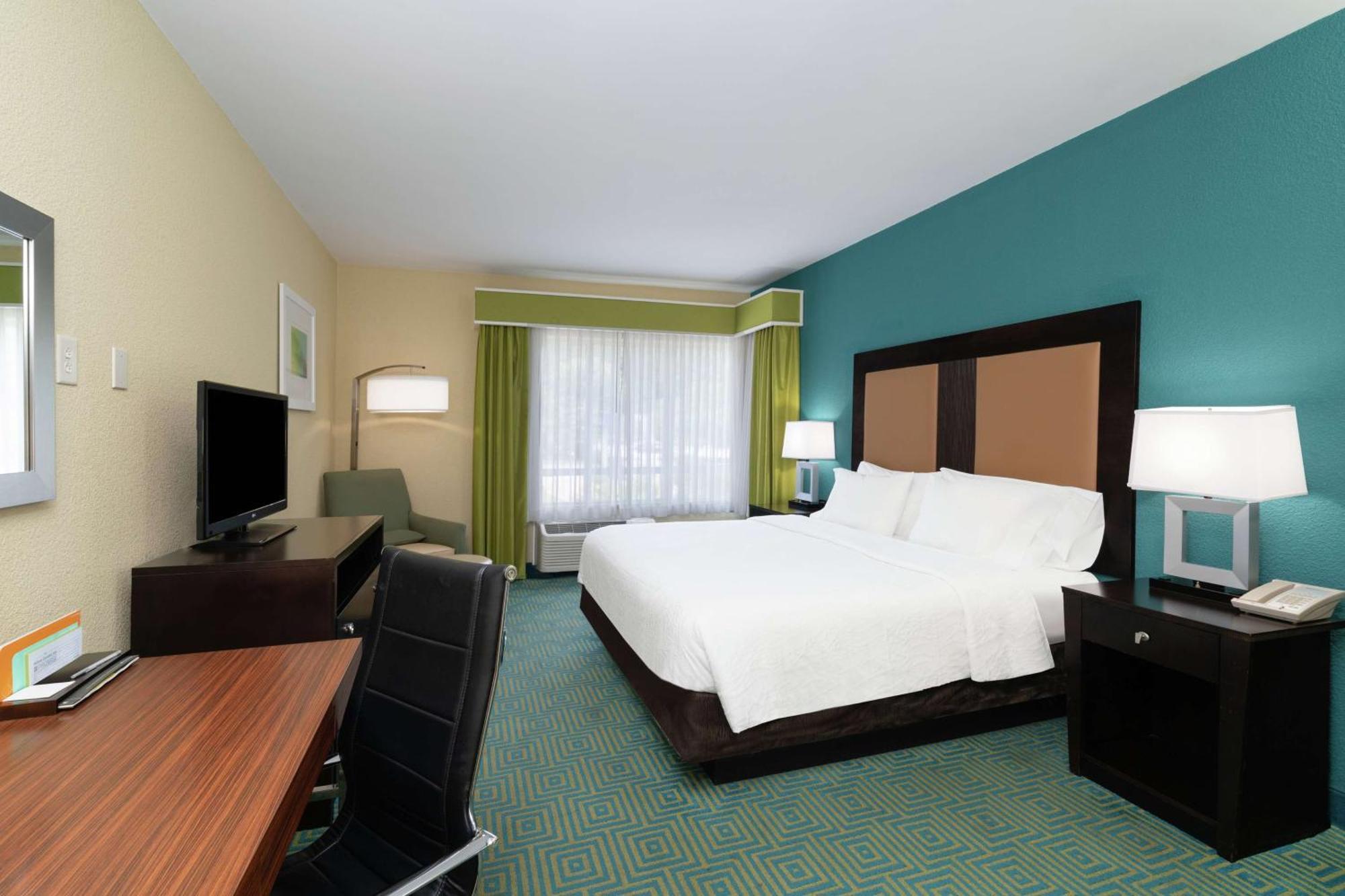 Hilton Garden 3*