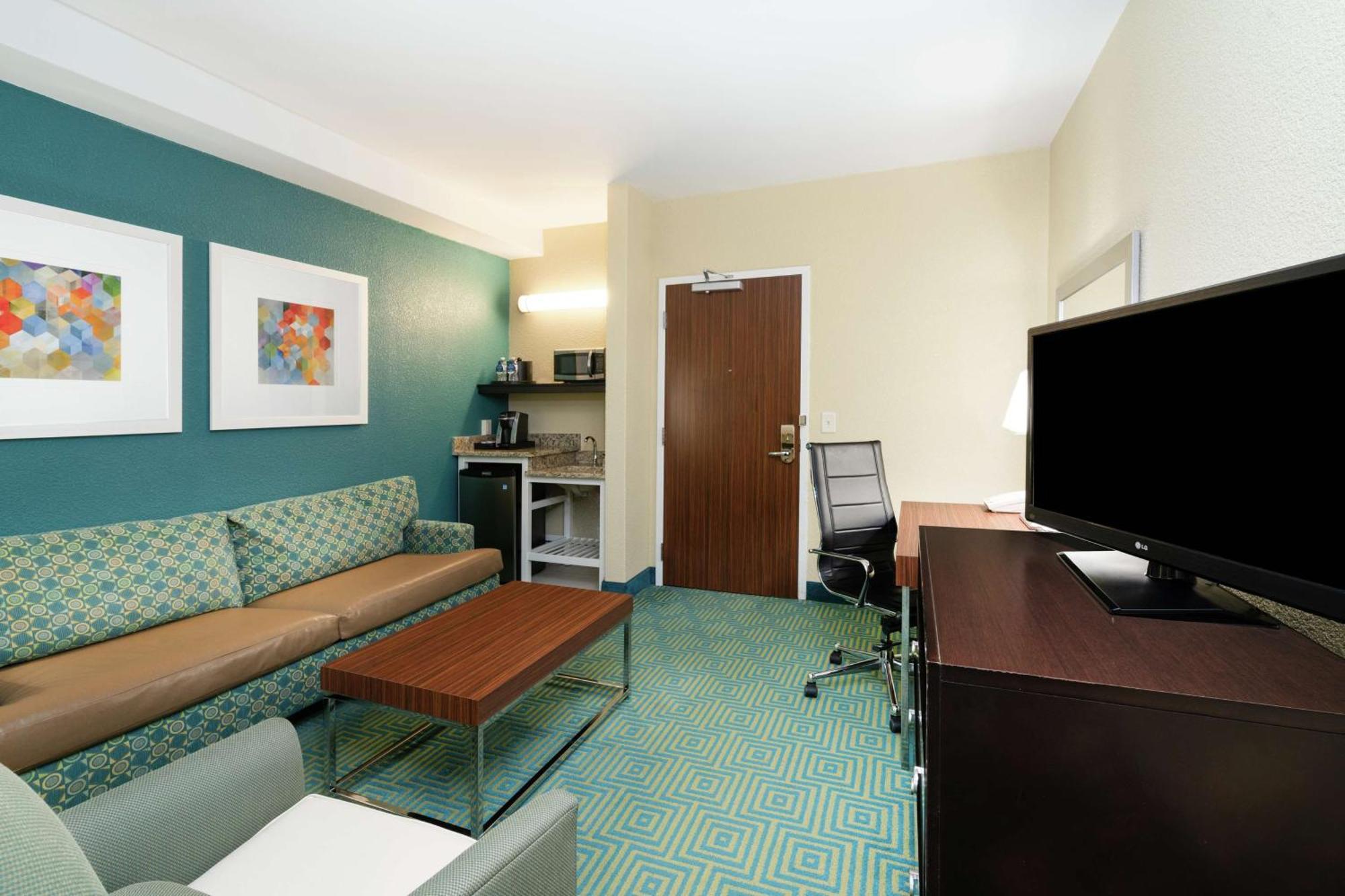 Hilton Garden 3*
